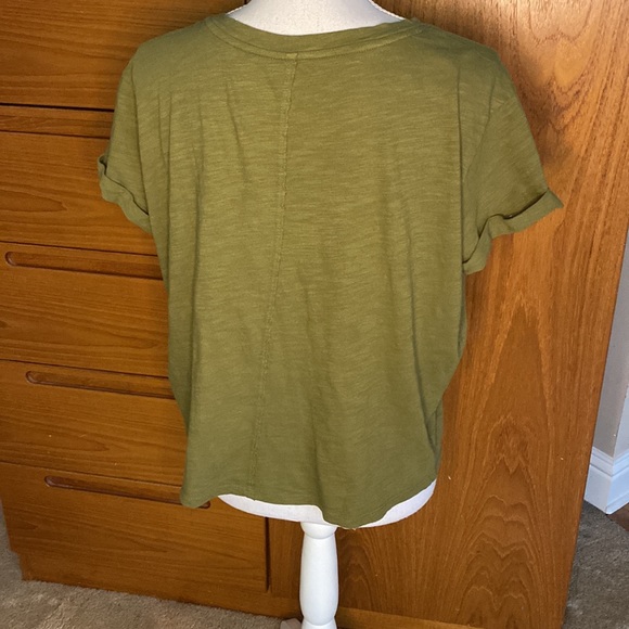 NWOT Pilcro brand olive colored short sleeved top size small - Picture 3 of 6